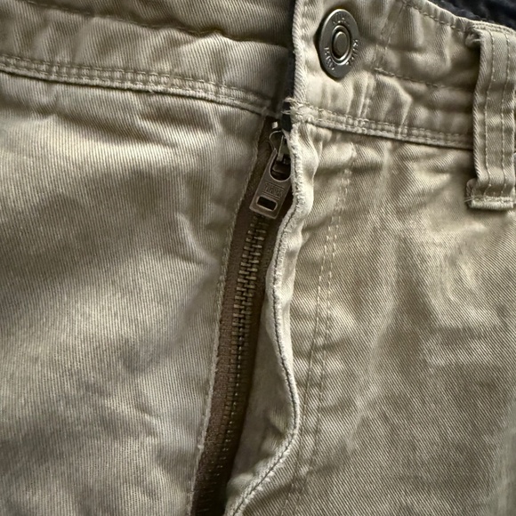 KUHL Men’s FREE RYDR Rugged Distressed Pants 33X32 Thrashed - Picture 8 of 16